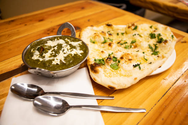 Cheesy Garlic Naan